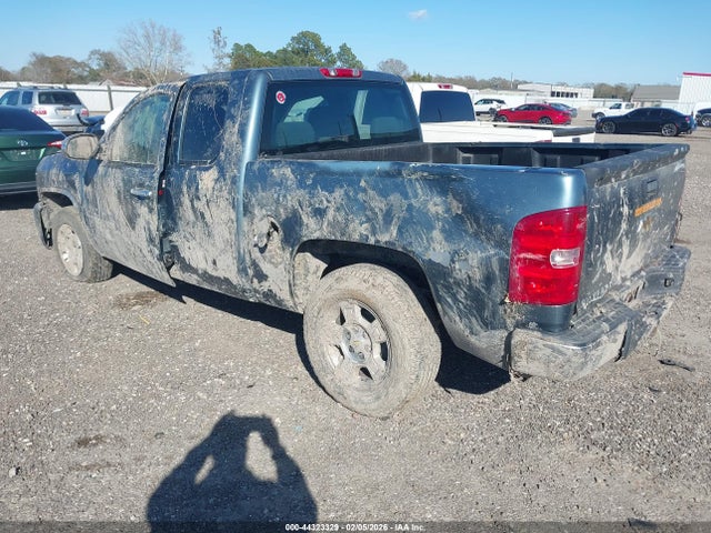 2008 CHEVROLET SILVERADO 1500 1GCEC19XX8Z123668 Photo 2