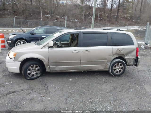 Продаж на аукціоні авто 2008 Chrysler Town & Country Touring, vin: 2A8HR54PX8R710076, номер лоту: 44323358