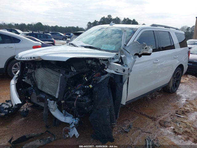 1FMJU2A88REA31534 Ford Expedition Limited