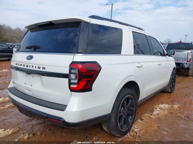 1FMJU2A88REA31534 Ford Expedition Limited