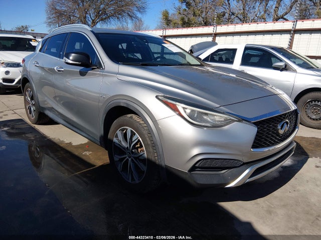 2018 INFINITI QX30 SJKCH5CR5JA059633