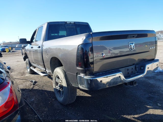 44323460 :رقم المزاد ، 3C6UR5DL5EG145506 vin ، 2014 Ram 2500 Lone Star مزاد بيع