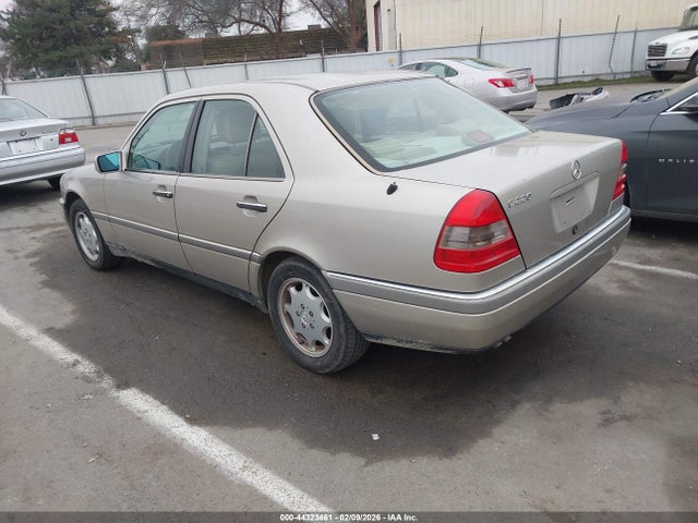 44323461 :رقم المزاد ، WDBHA22E8SF226712 vin ، 1995 Mercedes-benz C 220 مزاد بيع