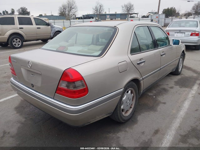 44323461 :رقم المزاد ، WDBHA22E8SF226712 vin ، 1995 Mercedes-benz C 220 مزاد بيع