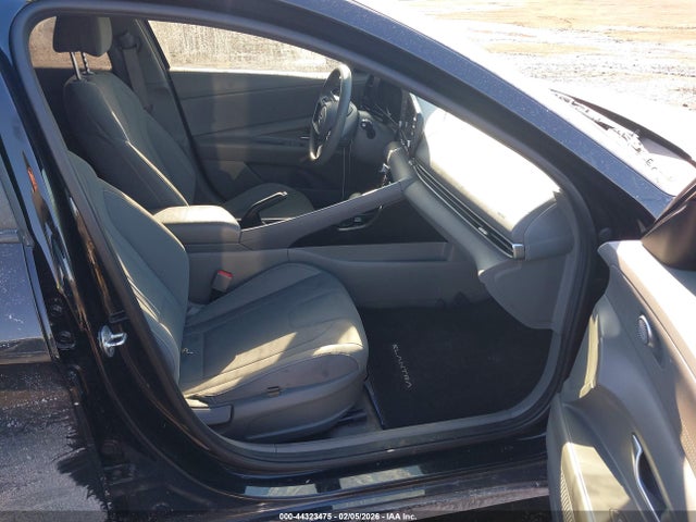 2021 Hyundai Elantra Sel მანქანა იყიდება აუქციონზე, vin: 5NPLM4AG6MH002526, აუქციონის ნომერი: 44323475