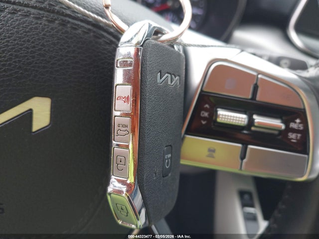 5XYP64HC5NG206113 KIA Telluride S