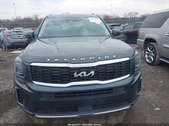 5XYP64HC5NG206113 KIA Telluride S