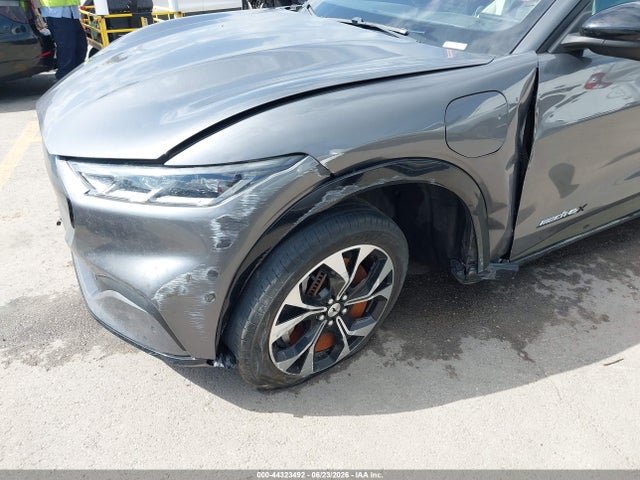 Ford Mustang Mach-e Premium 2023 3FMTK3SU6PMB09798 Image 6