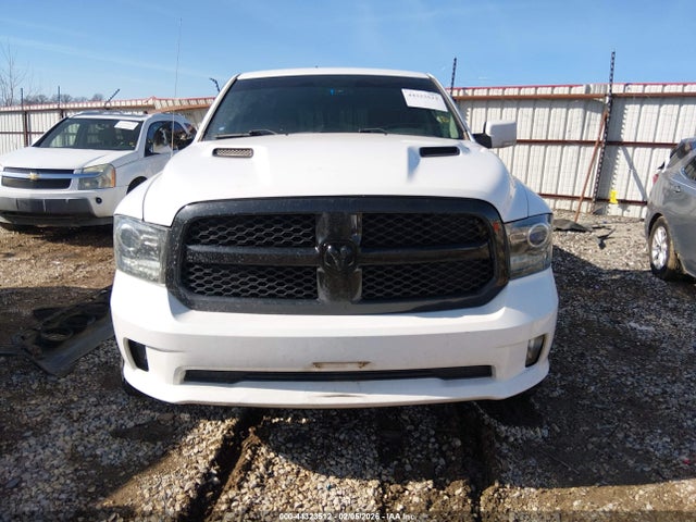 44323512 :رقم المزاد ، 1C6RR7UT1HS617358 vin ، 2017 Ram 1500 Night  4x4 6'4 Box مزاد بيع