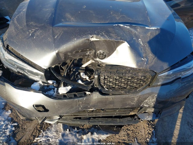 44323557 :رقم المزاد ، 3MW5R7J0XM8C01576 vin ، 2021 Bmw 330i Xdrive مزاد بيع