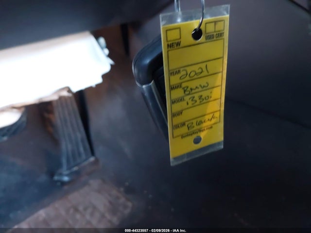 44323557 :رقم المزاد ، 3MW5R7J0XM8C01576 vin ، 2021 Bmw 330i Xdrive مزاد بيع