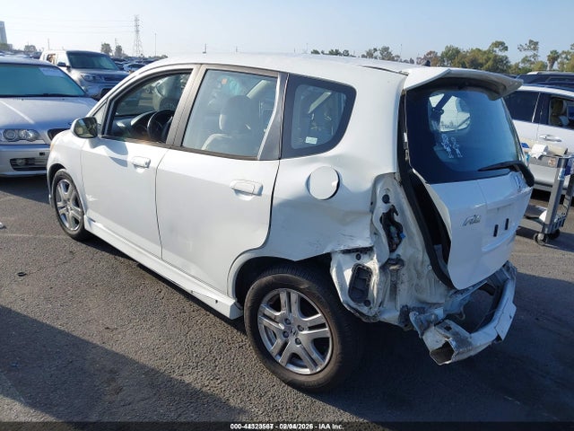 Продажа на аукционе авто 2007 Honda Fit Sport, vin: JHMGD38657S021968, номер лота: 44323567