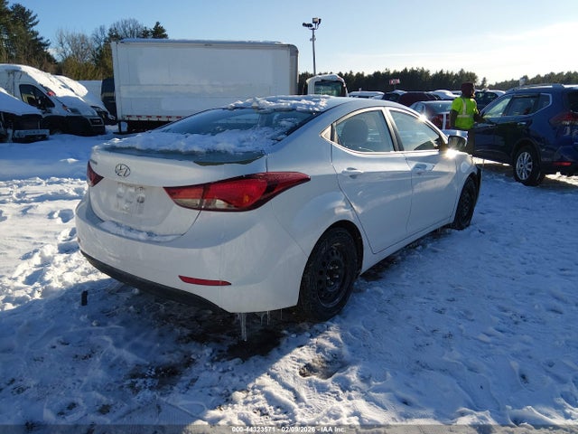 5NPDH4AE2GH792659 Hyundai ELANTRA SE