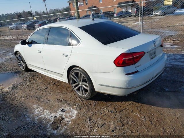 Aukcja sprzedaży 2016 Volkswagen Passat 1.8t R-line, vin: 1VWAT7A30GC047063, numer aukcji: 44323599