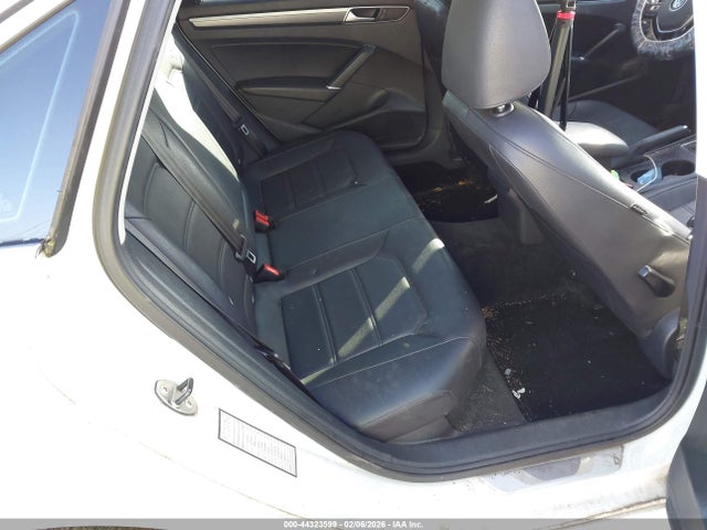 Aukcja sprzedaży 2016 Volkswagen Passat 1.8t R-line, vin: 1VWAT7A30GC047063, numer aukcji: 44323599
