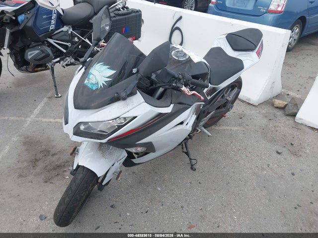 Aukcja sprzedaży 2014 Kawasaki Ex300 B, vin: JKAEX8B18EDA06910, numer aukcji: 44323613