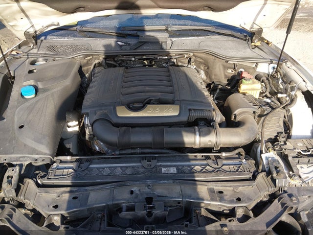 2016 PORSCHE CAYENNE WP1AA2A22GKA37836 Photo 9
