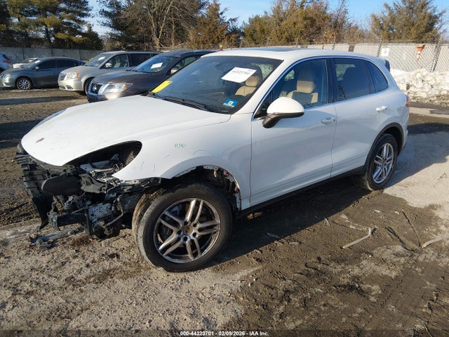2016 PORSCHE CAYENNE WP1AA2A22GKA37836 Photo 1