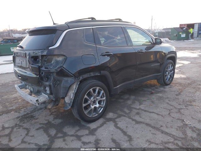 2025 Jeep Compass Latitude 4x4 მანქანა იყიდება აუქციონზე, vin: 3C4NJDBN1ST515713, აუქციონის ნომერი: 44323706