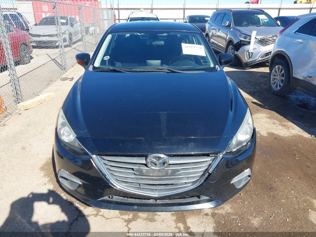 Продажа на аукционе авто 2015 Mazda Mazda3 I Sport, vin: 3MZBM1U75FM180010, номер лота: 44323730