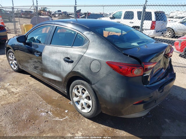 Продажа на аукционе авто 2015 Mazda Mazda3 I Sport, vin: 3MZBM1U75FM180010, номер лота: 44323730