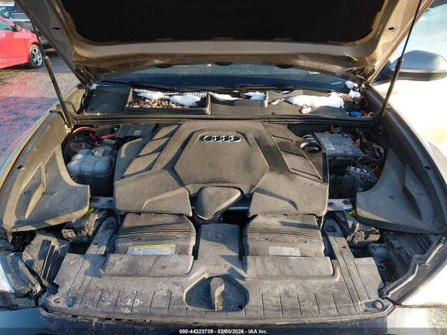 2019 AUDI Q8 WA1EVBF17KD041315 Photo 9