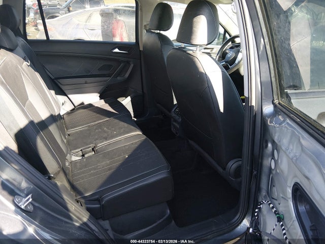 Продажа на аукционе авто 2023 Volkswagen Tiguan 2.0t Se, vin: 3VV2B7AX1PM091473, номер лота: 44323754