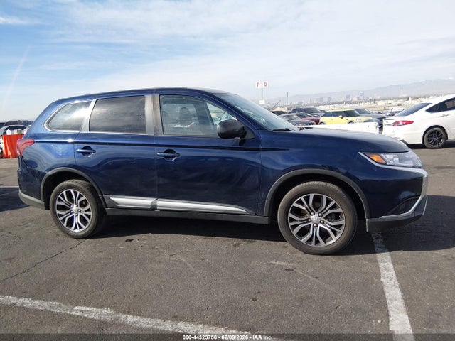 JA4AZ3A3XLZ038656 Mitsubishi Outlander Es 2.4 S-awc