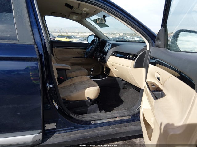 JA4AZ3A3XLZ038656 Mitsubishi Outlander Es 2.4 S-awc