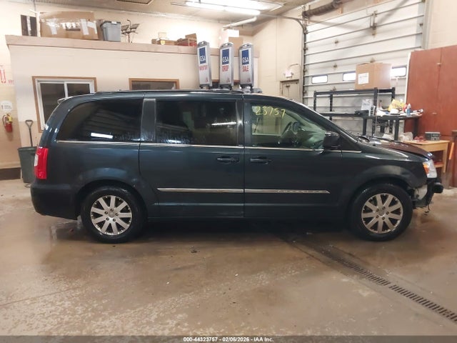 2C4RC1BG0ER307132 Chrysler Town &amp; Country Touring