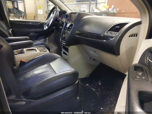 2014 CHRYSLER TOWN & COUNTRY 2C4RC1BG0ER307132 Photo 4