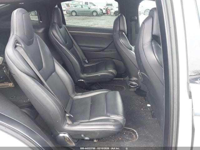 44323768 :رقم المزاد ، 5YJXCBE21HF057705 vin ، 2017 Tesla Model X 100d/75d/90d مزاد بيع