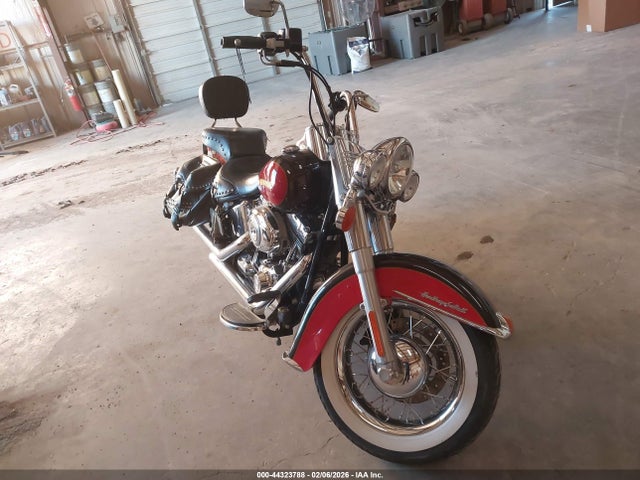 2010 HARLEY-DAVIDSON FLSTC 1HD1BW513AB023988