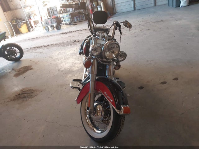 2010 HARLEY-DAVIDSON FLSTC 1HD1BW513AB023988 Photo 4