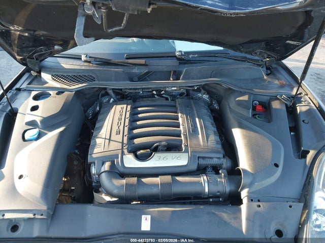 2018 PORSCHE CAYENNE WP1AA2A23JKA03752 Photo 9