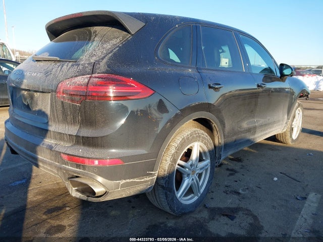 2018 PORSCHE CAYENNE WP1AA2A23JKA03752 Photo 3