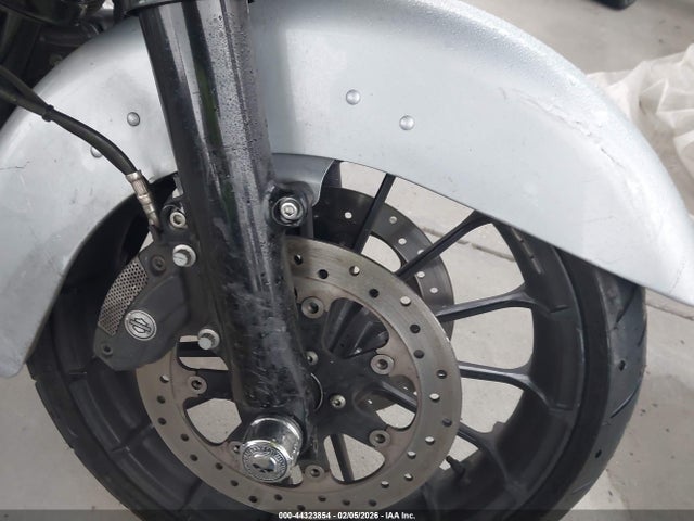 1HD1KRP16KB629012 Harley-Davidson FLHXS