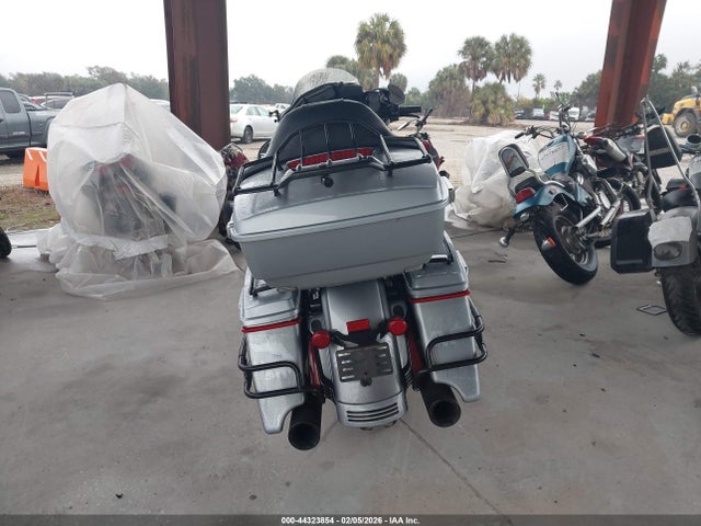 1HD1KRP16KB629012 Harley-Davidson FLHXS