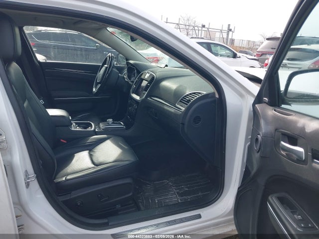 Aukcja sprzedaży 2018 Chrysler 300 Limited Awd, vin: 2C3CCAKG3JH143109, numer aukcji: 44323883