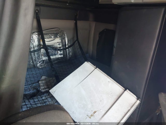Продаж на аукціоні авто 2022 Freightliner New Cascadia 126, vin: 3AKJHHDR2NSNB2314, номер лоту: 44323906