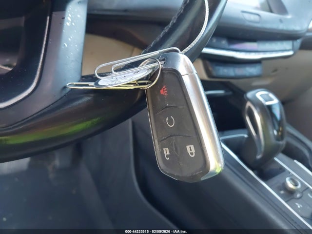 2019 CADILLAC XT4 1GYAZAR40KF199566 Photo 10