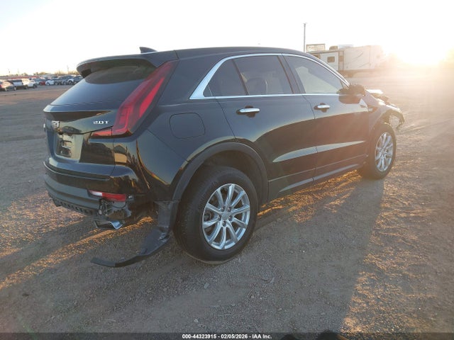 2019 CADILLAC XT4 1GYAZAR40KF199566 Photo 3