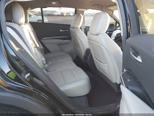 2019 CADILLAC XT4 1GYAZAR40KF199566 Photo 7