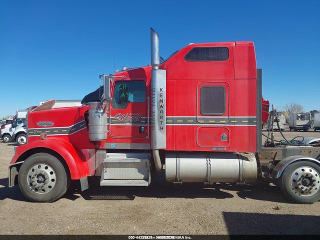 Aukcja sprzedaży 2005 Kenworth Construction W900, vin: 1XKWD49X15J073261, numer aukcji: 44323921