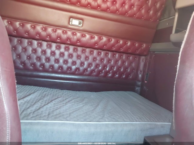 Aukcja sprzedaży 2005 Kenworth Construction W900, vin: 1XKWD49X15J073261, numer aukcji: 44323921