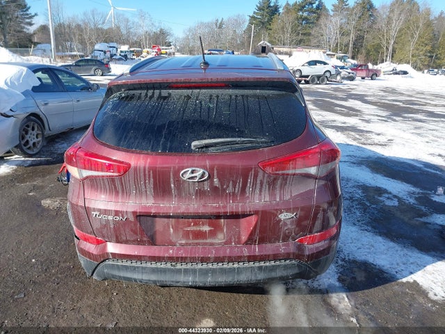 KM8J33A41HU276489 Hyundai TUCSON SE