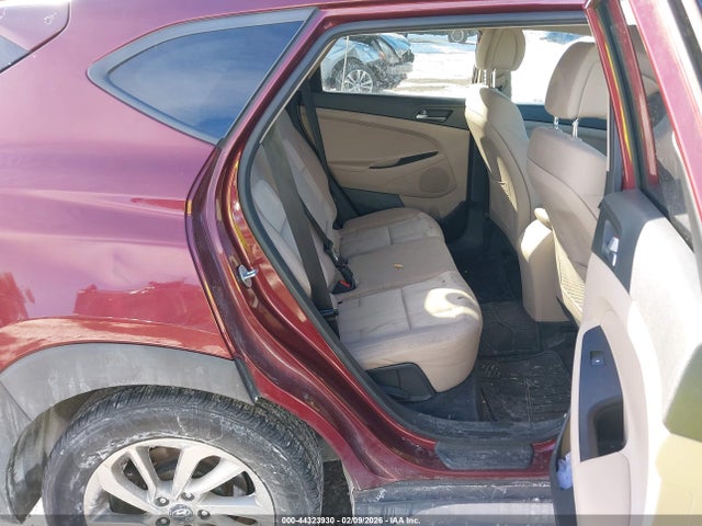 KM8J33A41HU276489 Hyundai TUCSON SE