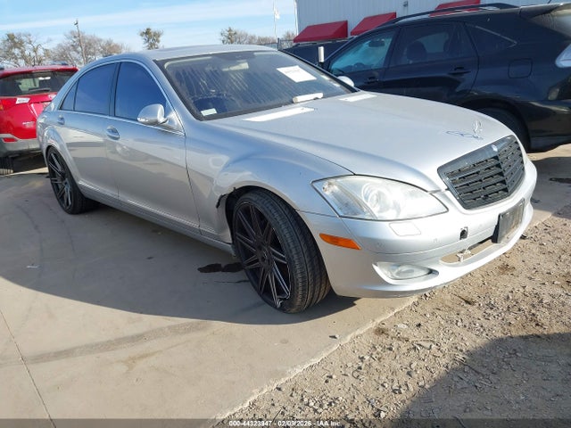 2007 MERCEDES-BENZ S 550 WDDNG71X77A129272