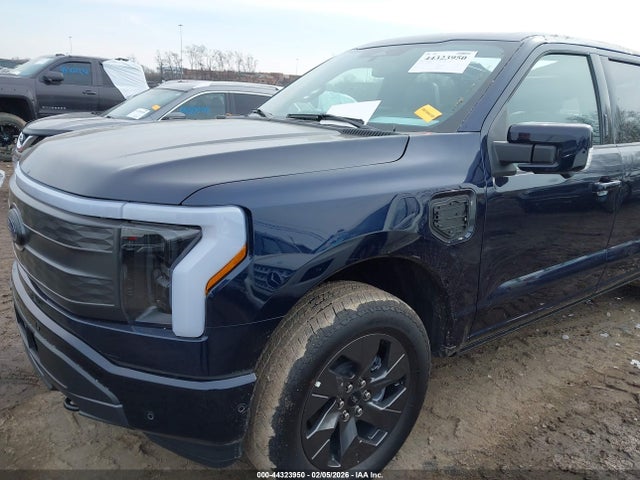 Ford F-150 Lightning Lariat 2023 1FTVW1EVXPWG42019 Image 2