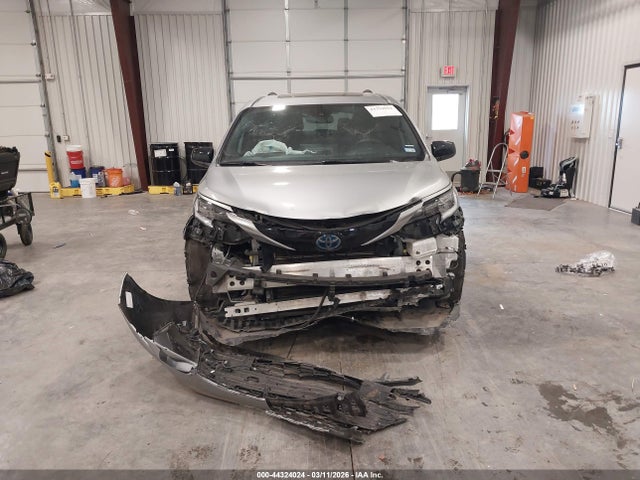 Aukcja sprzedaży 2023 Toyota Sienna Xse, vin: 5TDXRKECXPS164933, numer aukcji: 44324024